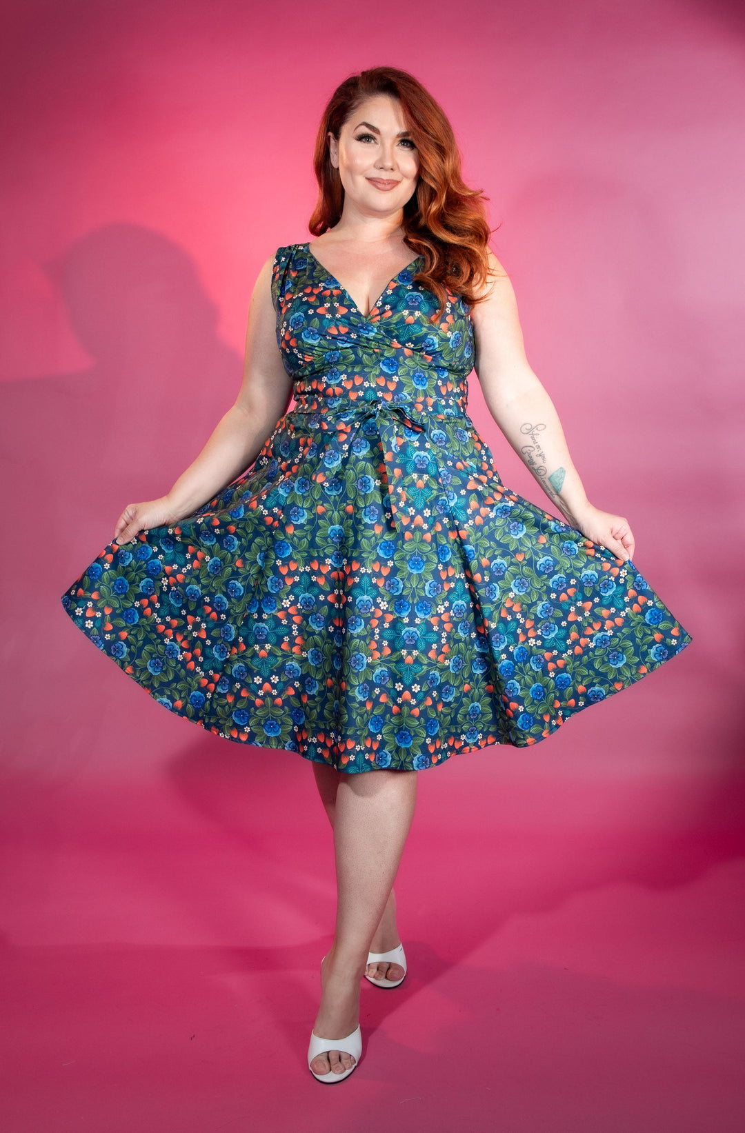 open lace back dress Amazon.com: LMSXCT Women's Vintage Dress Sleeveless Ruched Rockabilly Party  Cocktail Dress Spaghetti Straps A-line Swing Homecoming Dress Blue : Sports  & Outdoors main image 0